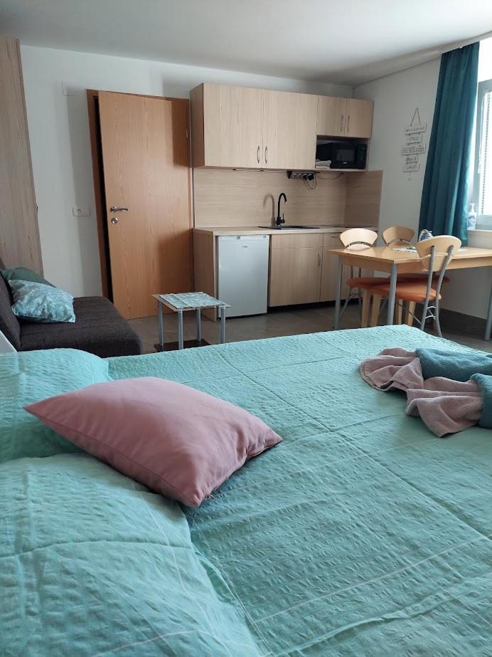 Studio Apartma Zirovnik Церклє-на-Горенськем Екстер'єр фото